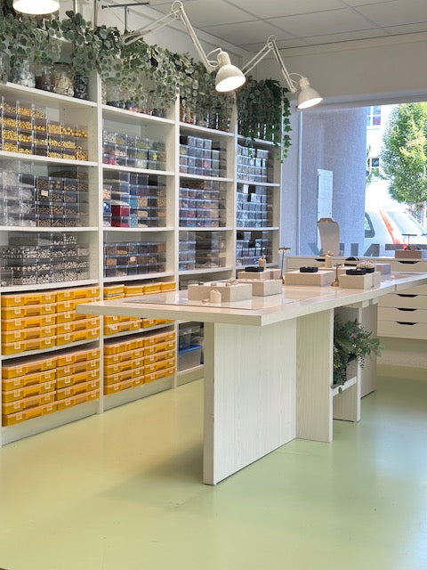 ON TOUR: WAX RING CARVING WORKSHOP x FENIX ATELIER (22.10./08.11.)